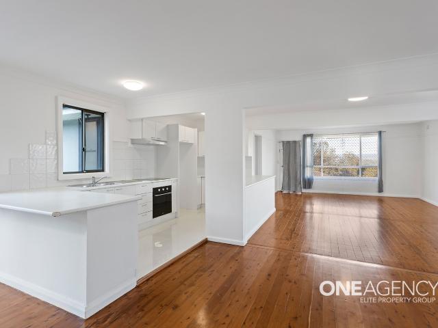 House for rent in Wollongong West, New South Wales