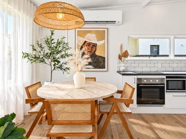 House for sale in Labrador, Gold Coast City
