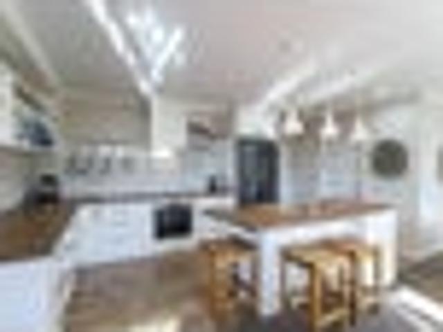 House for sale in Chaslands, Canterbury