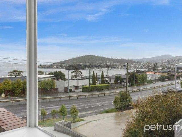 House for sale in Rose Bay, Tasmania