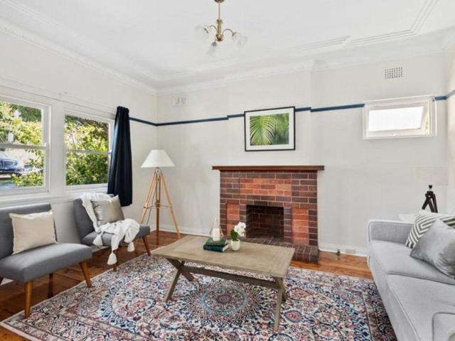 House for rent in Lower North Shore, Sydney
