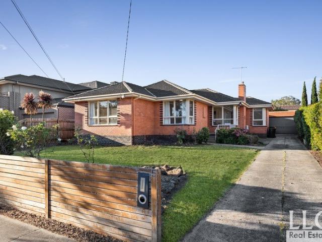 House for sale in Glen Waverley, Melbourne