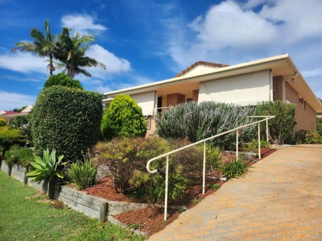Villa for rent in Forster, New South Wales