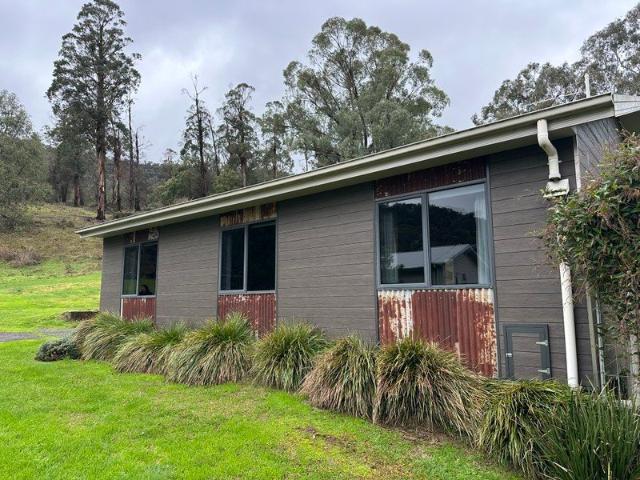 House for rent in Porepunkah, Victoria