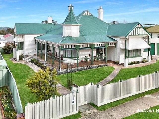 House for sale in Casterton, Victoria