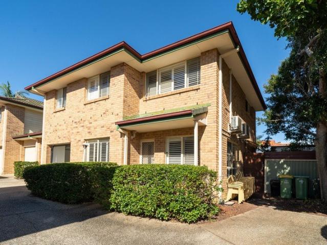 Duplex for rent in Fernbrook, Queensland