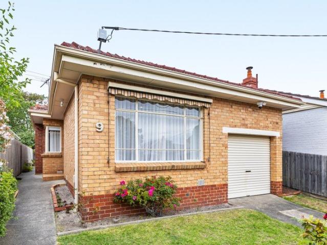 House for rent in Caulfield South, Melbourne
