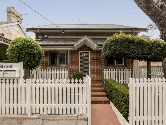 Townhouse for sale in North Parramatta, Sydney