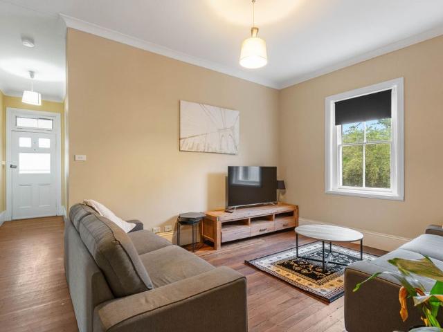 House for rent in Brisbane Grove, New South Wales