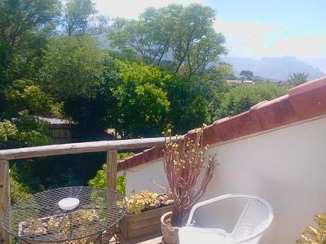 Apartment for rent in Hout Bay, Western Cape