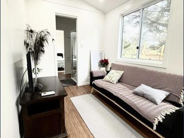 Granny Flat for rent in Marrangaroo, Lithgow City Council