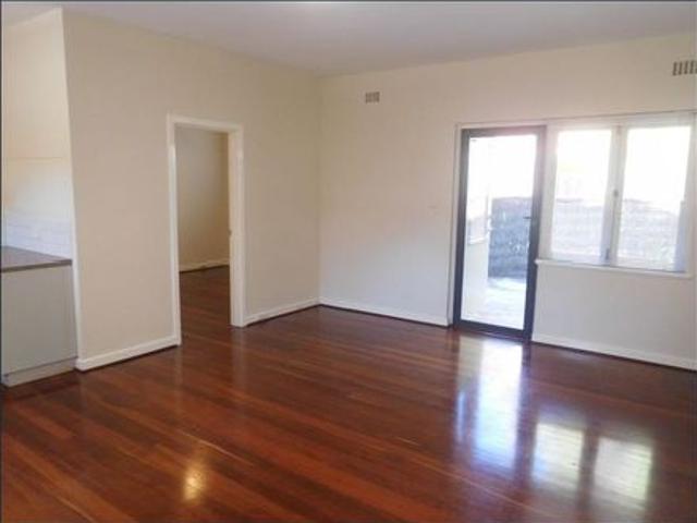 Apartment for rent in Cockburn, Western Australia