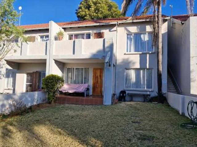 Townhouse for sale in Ekurhuleni, Gauteng