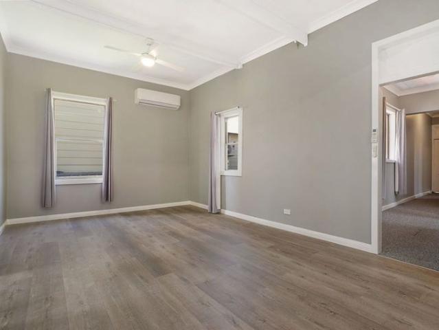 Townhouse for rent in Maitland, Newcastle-Maitland