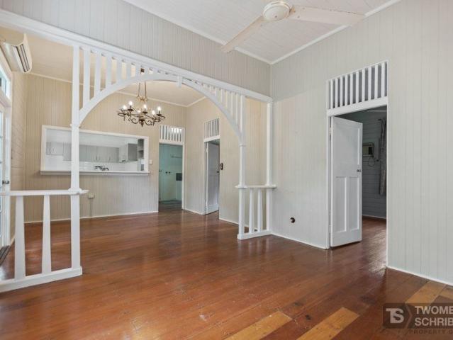 House for rent in Mooroobool, Cairns