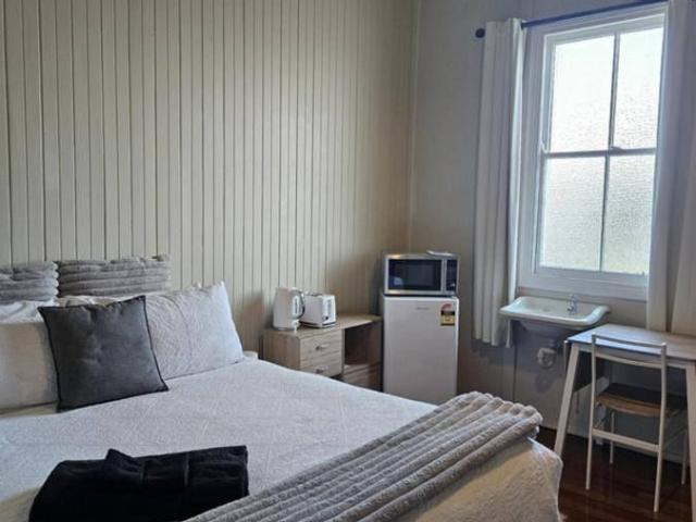 Apartment for rent in Hinchinbrook, Queensland