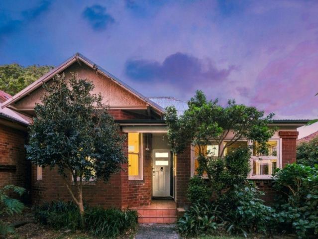 House for rent in Lower North Shore, Sydney
