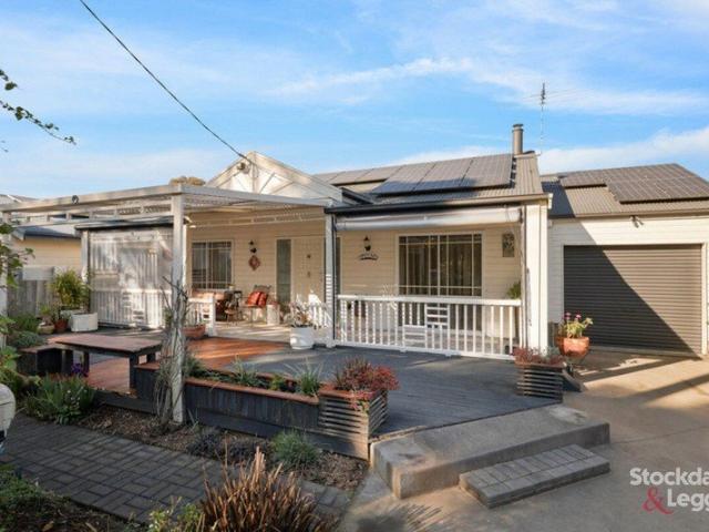 House for rent in Wimbledon Heights, Victoria