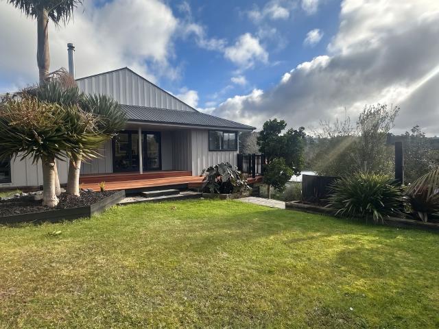 House for rent in Whangaparaoa, Oroua County