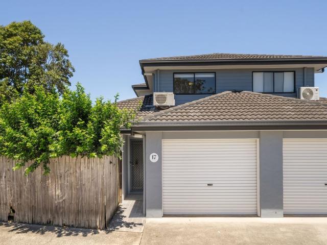 Townhouse for sale in Kallangur, Queensland