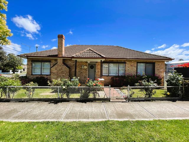 House for rent in Sunshine, Victoria