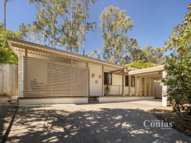 House for sale in Chapel Hill, Greater Brisbane
