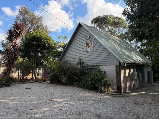 House for rent in Sunset Strip, Victoria