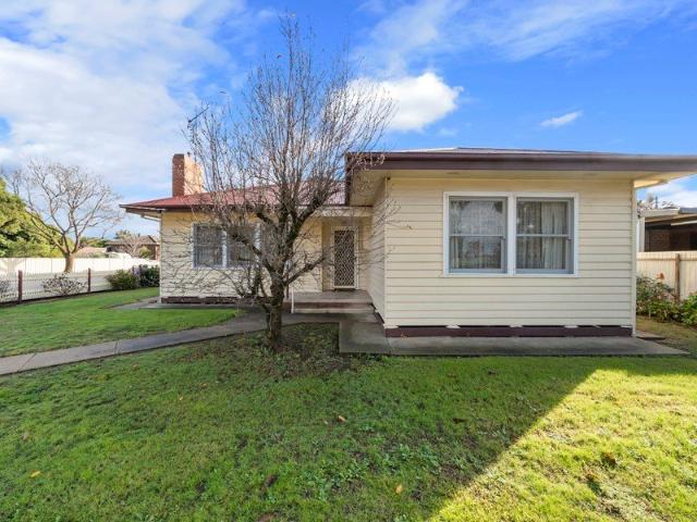 House for sale in Yarrawonga, Victoria