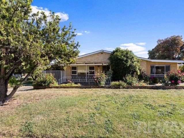 House for sale in Tolland, Wagga Wagga City Council