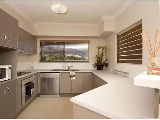 Apartment for rent in Clifton Beach, Queensland