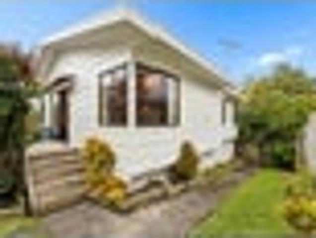 House for sale in Marlborough, Kaipātiki