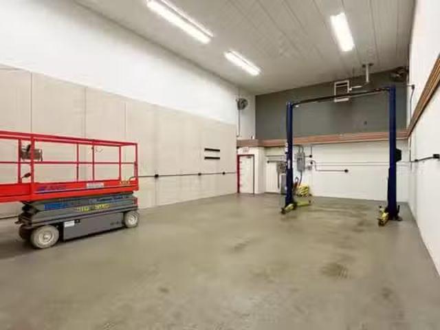 House for rent in Surrey, British Columbia