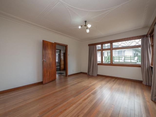 House for rent in Otakou