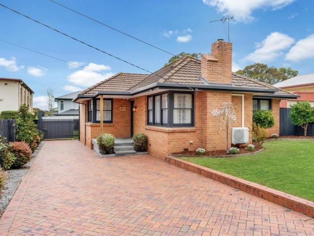 House for sale in Hamlyn Heights, Geelong