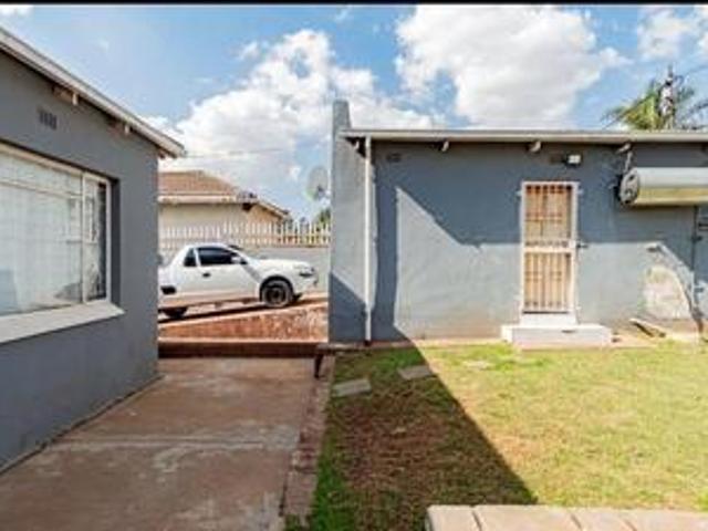 House for sale in Vosloorus, Gauteng