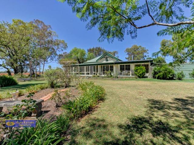 Cottage for sale in Piallamore, New South Wales