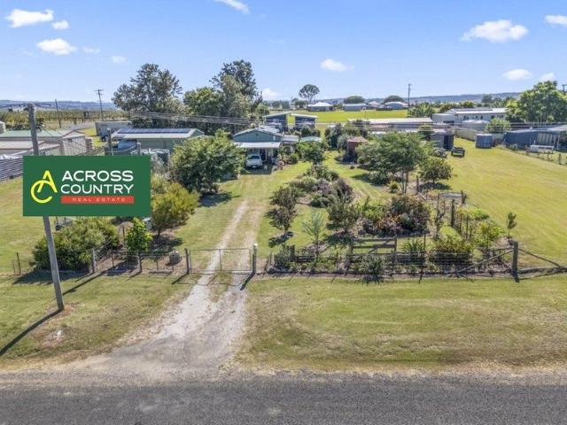 House for sale in Moffatdale, Queensland