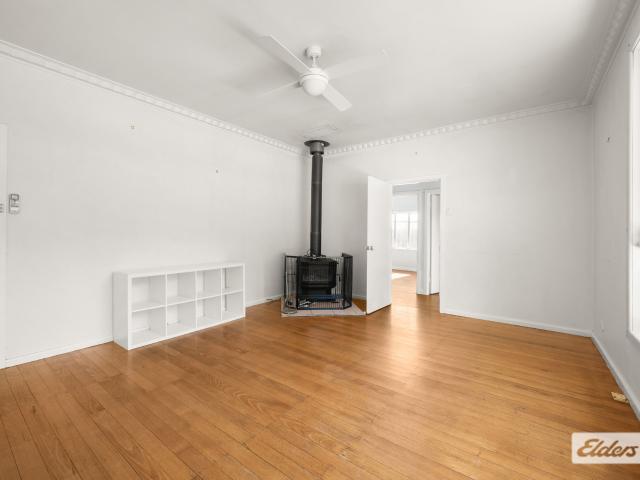House for sale in Victoria