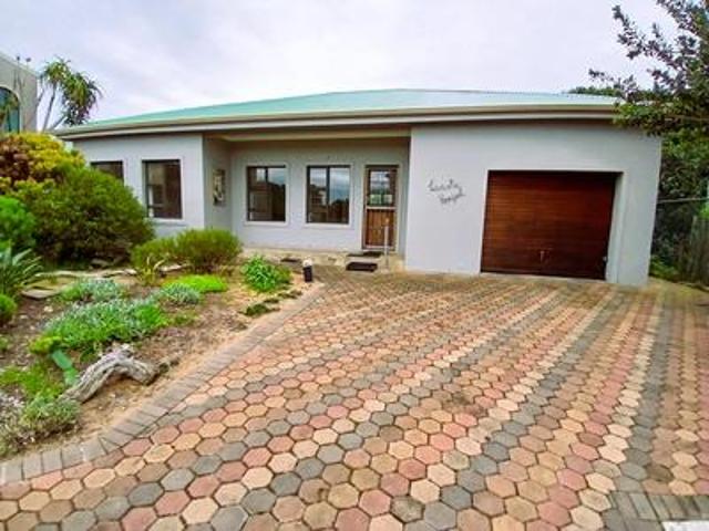 House for sale in Groot Brak Rivier, Western Cape