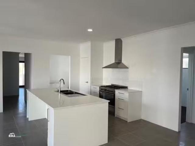 House for rent in Brabham, Western Australia