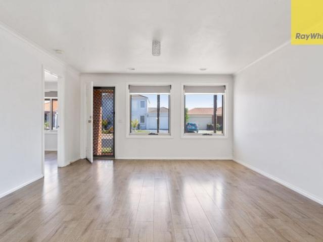 House for rent in Parkwood Green, Melbourne