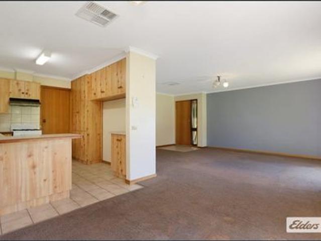 House for rent in West Wodonga, Victoria