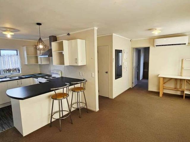 House for rent in Owhata