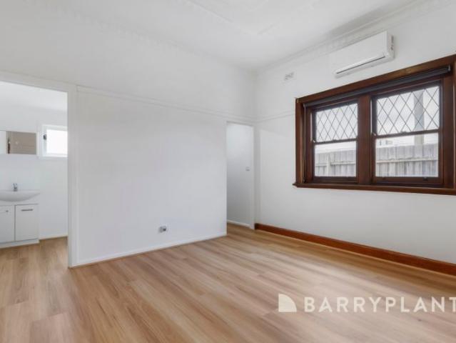 House for rent in Mentone, Melbourne