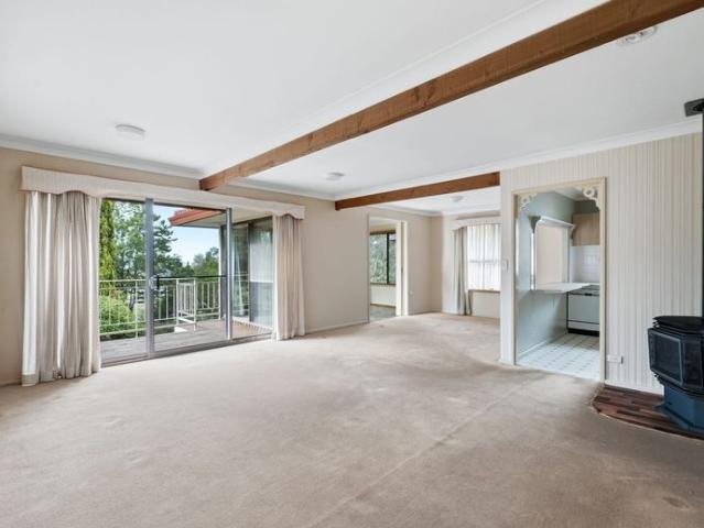 House for rent in Sydney, Blue Mountains City Council