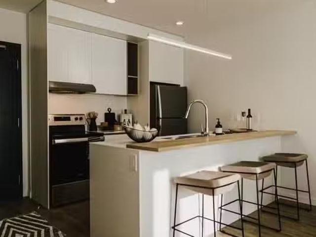 Condo for rent in East St. Paul, Manitoba
