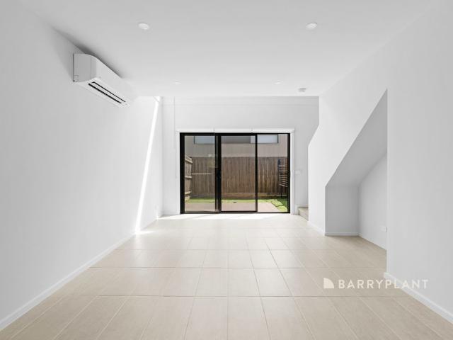 House for rent in Casiana Grove Estate, Melbourne