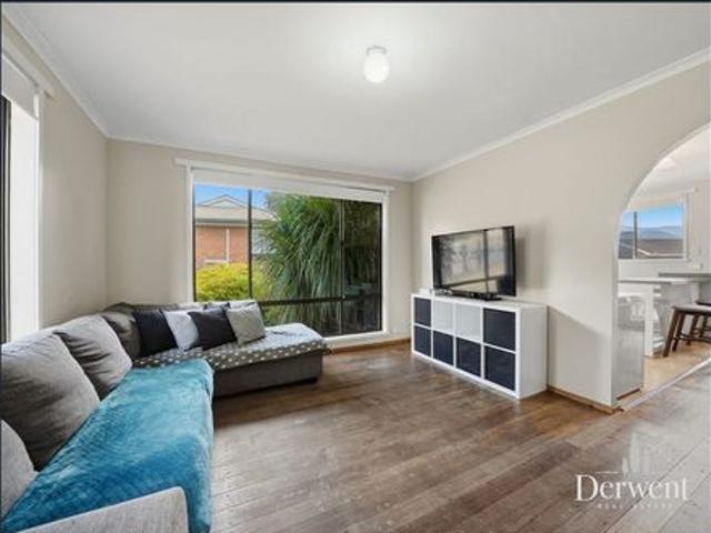House for rent in New Norfolk, Derwent Valley