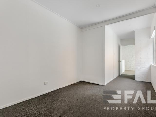 Office for rent in Toombul, Queensland