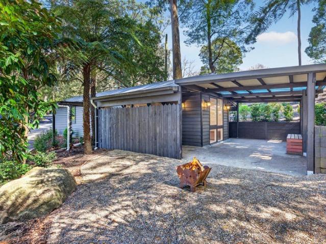 House for rent in Mount Dandenong, Melbourne
